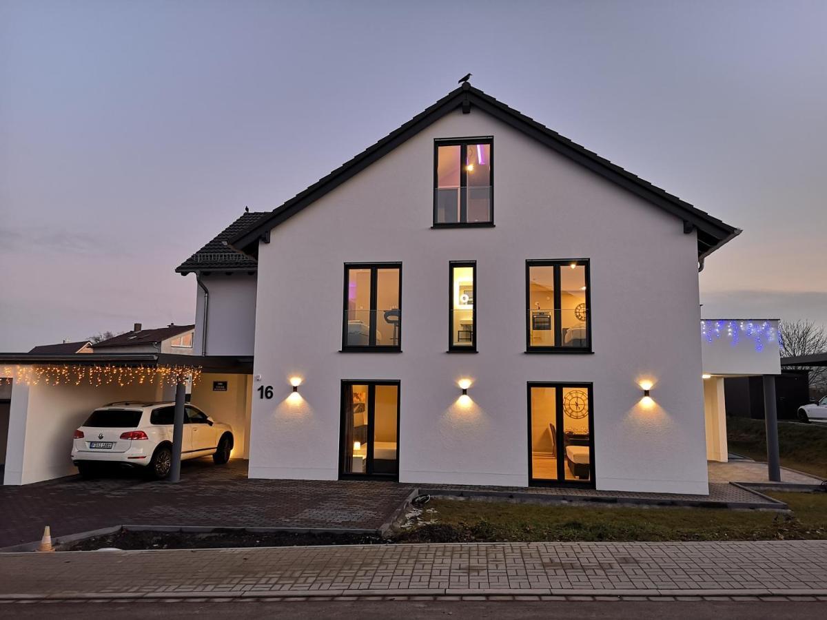 -Neubau- 30Qm Dach-Apartment Fulda Luaran gambar