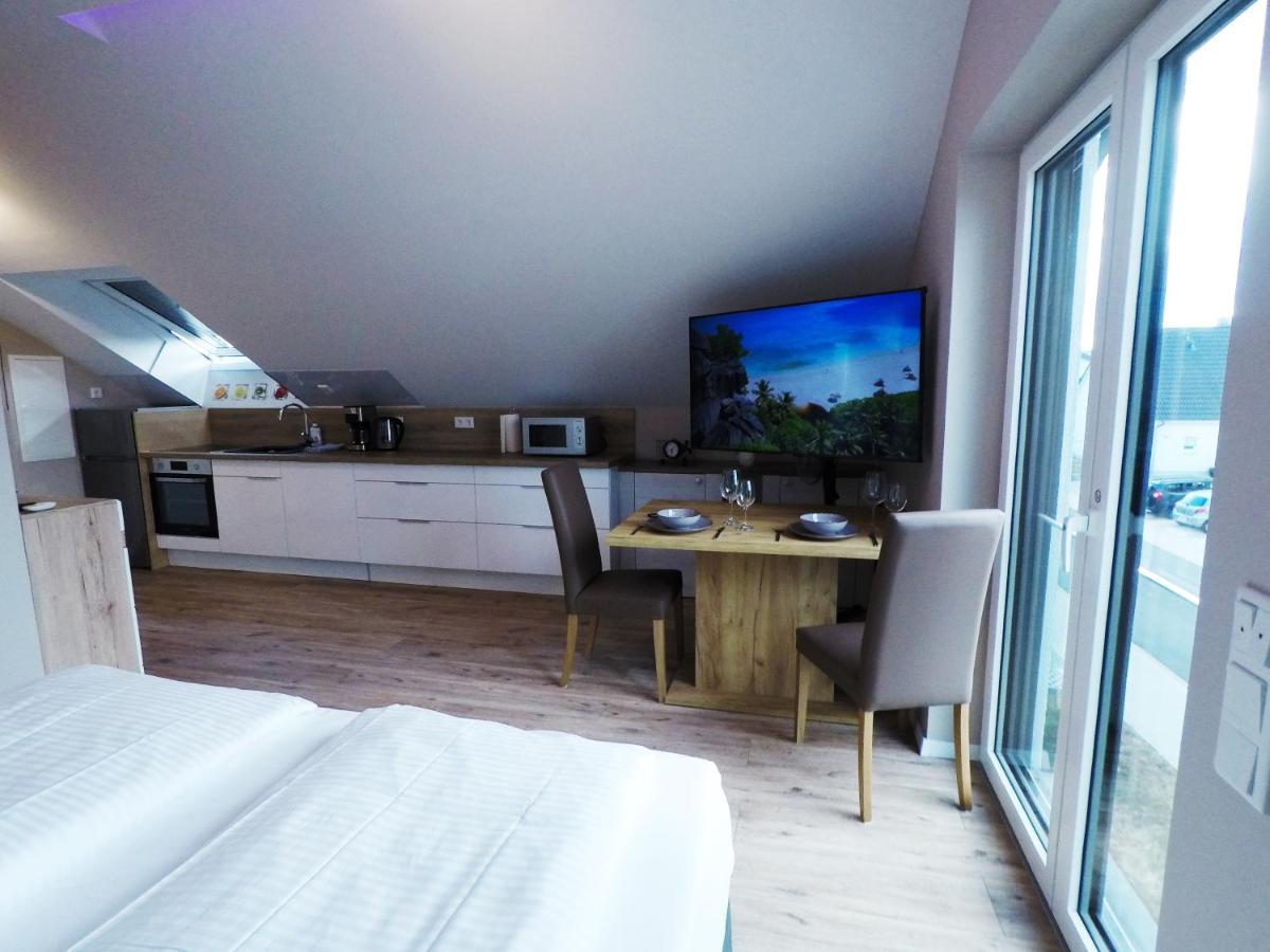 -Neubau- 30Qm Dach-Apartment Fulda Luaran gambar