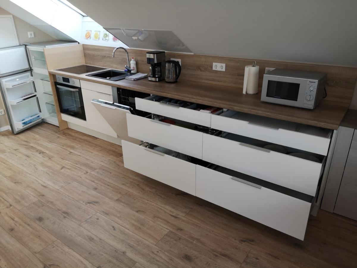 -Neubau- 30Qm Dach-Apartment Fulda Luaran gambar